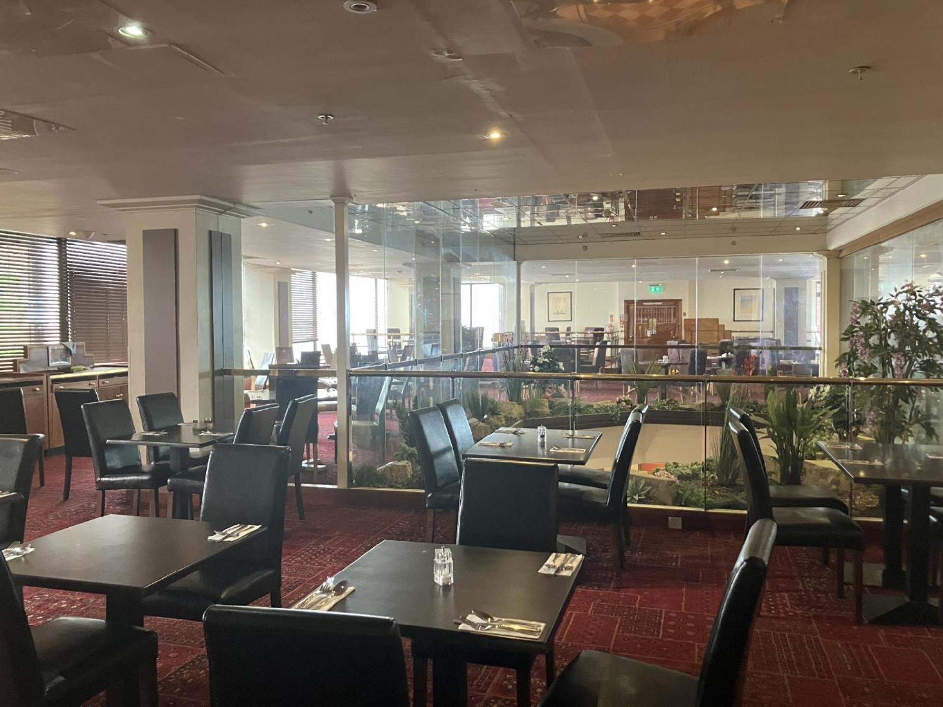 Grand Hotel Blackpool Luaran gambar The restaurant at the hotel