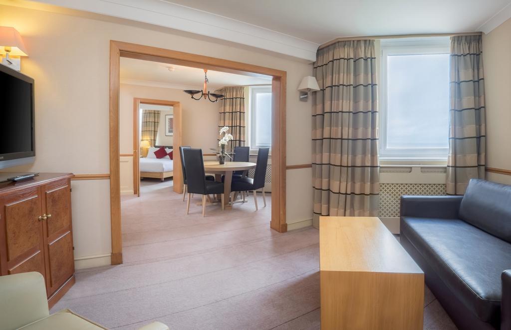 Grand Hotel Blackpool Luaran gambar A room at the hotel