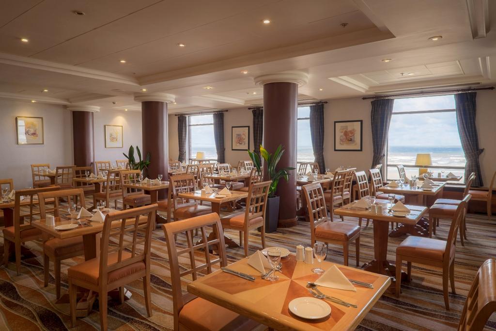 Grand Hotel Blackpool Luaran gambar The restaurant at the hotel